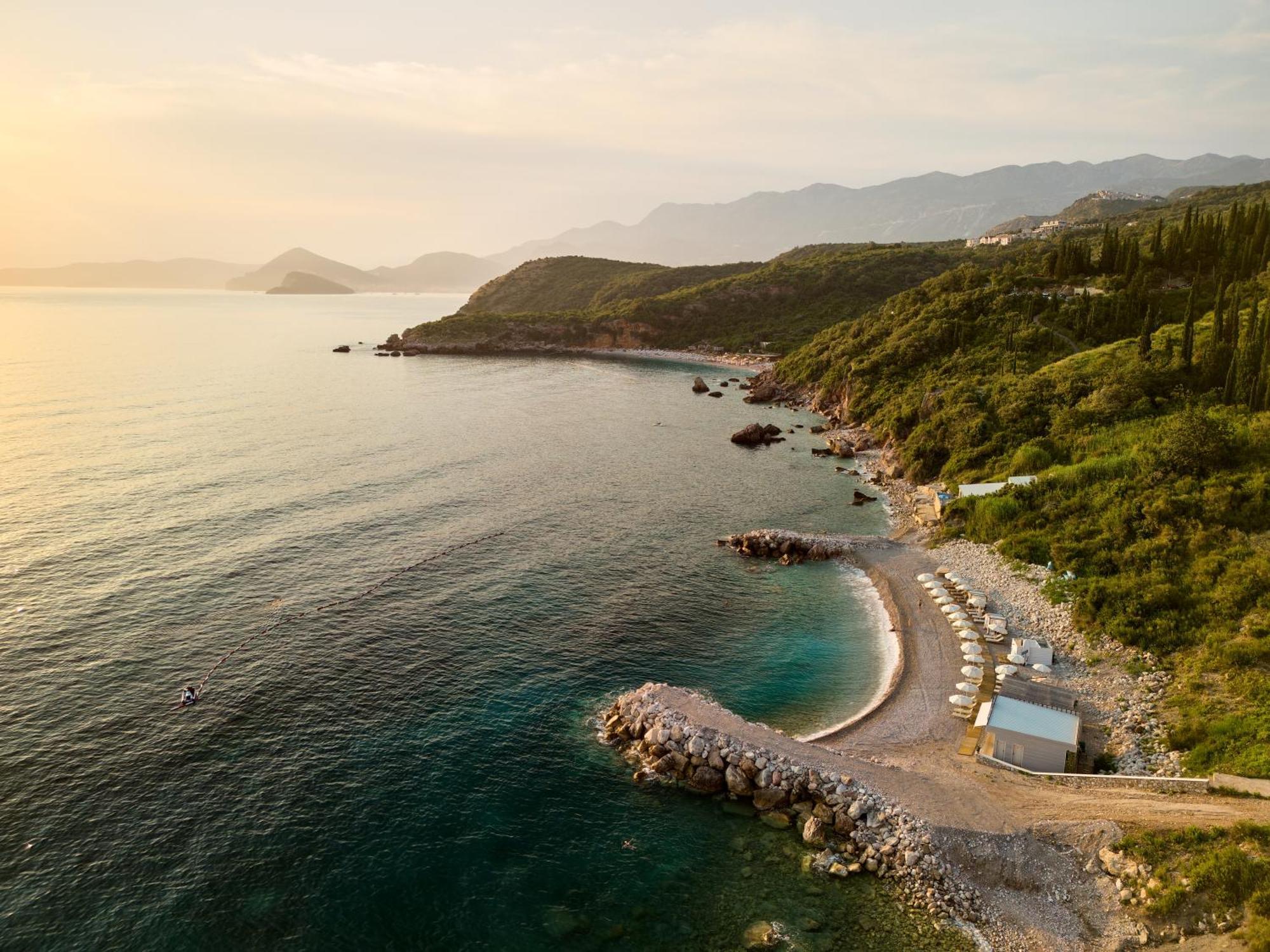 Ananti Resort, Residences & Beach Club - The Leading Hotels Of The World Sveti Stefan Eksteriør billede